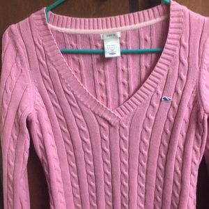 Old Navy perfect fit sweater 🐳